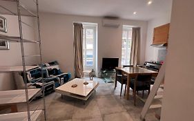 Heart Of Nice Harboor Cosy And Central